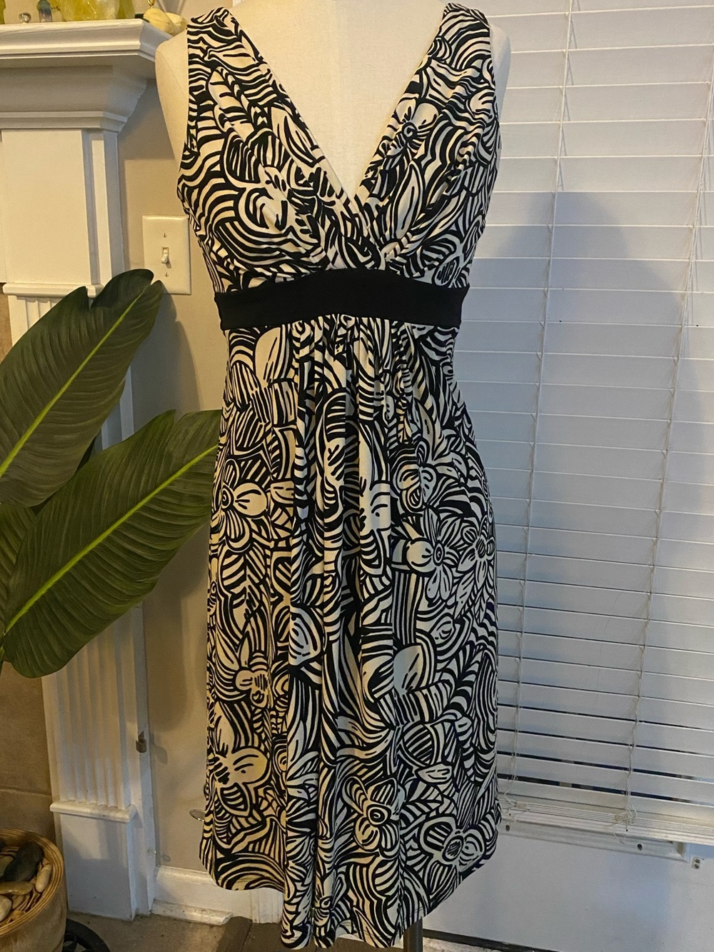 B Darlin Black & Ivory Floral V-Neck Dress
